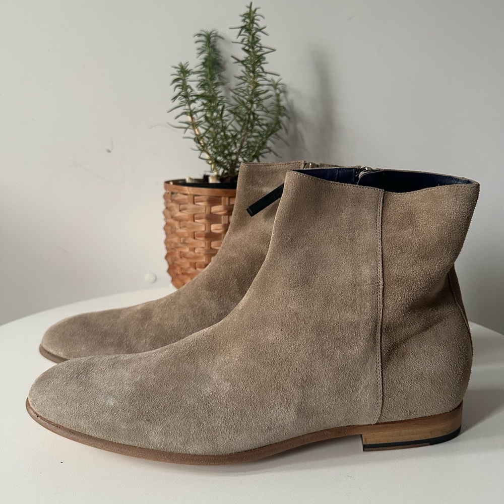 Paul Smith men’s Maurice Chelsea boots original price $595 w/ box
